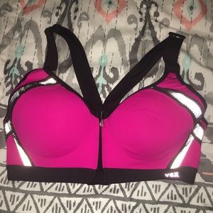 VSX Hot Pink Sports Bra 💖🏃‍♀️